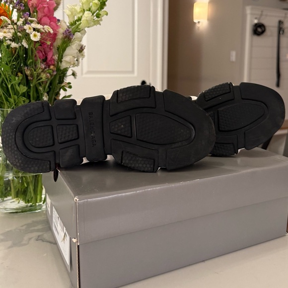 Balenciaga Black and White Sock Sneakers - Picture 3 of 4